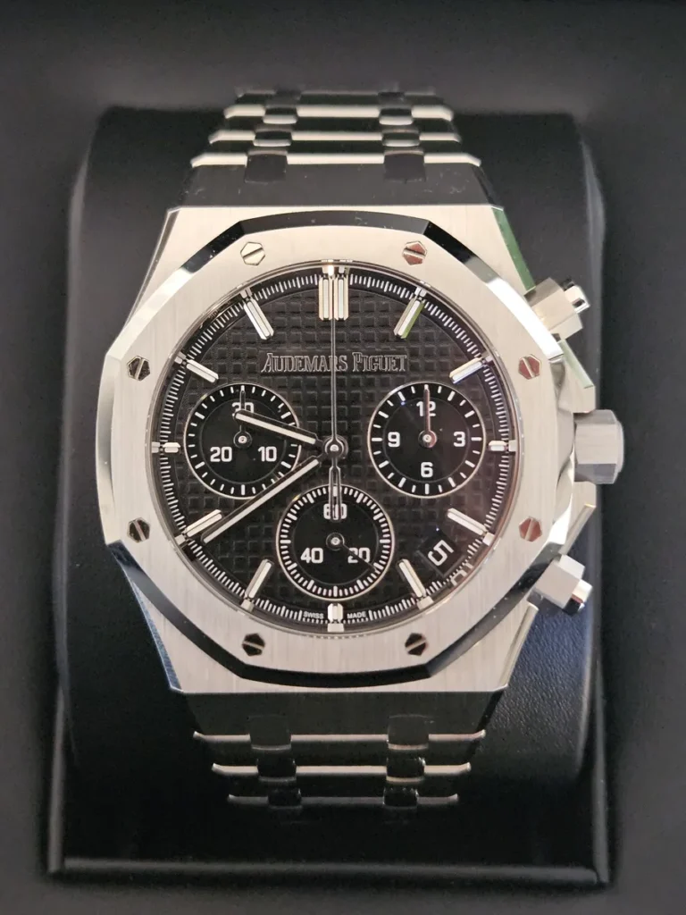 AUDEMARS PIGUET ROYAL OAK CHRONOGRAPH 26240ST – BLACK DIAL