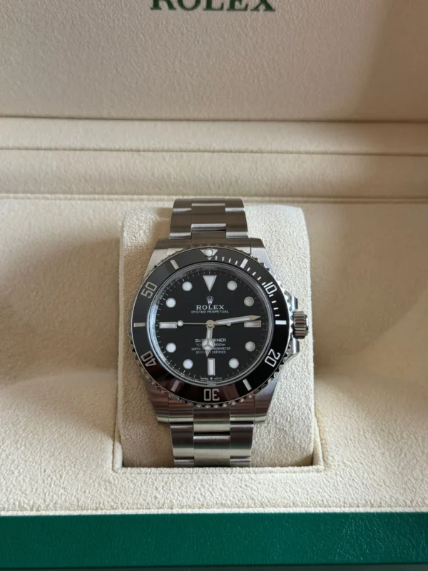 ROLEX SUBMARINER 124060